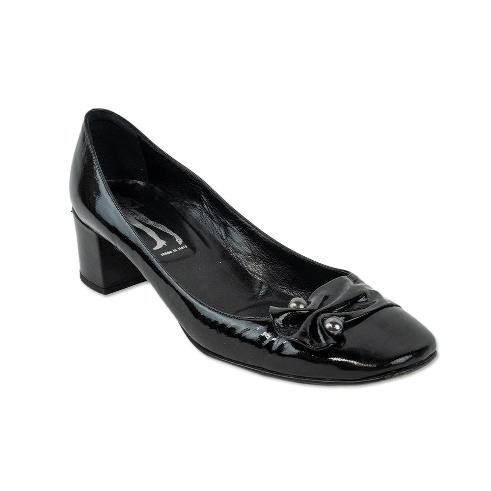 Belle by Sigerson Morrison Black Patent Leather Pearl Bow Pumps