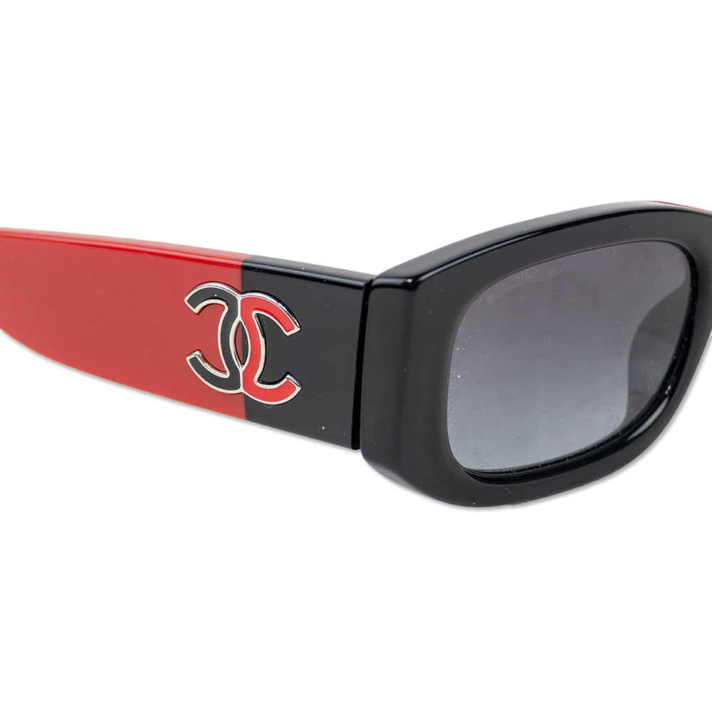 Chanel Red and Black Interlocking CC Rectangle Sunglasses