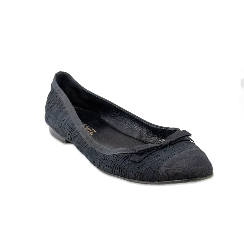 Chanel Ribbed Cap Toe Ballet Flats