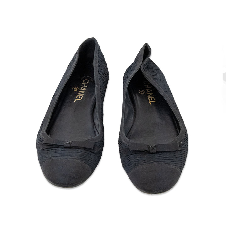 Chanel Ribbed Cap Toe Ballet Flats