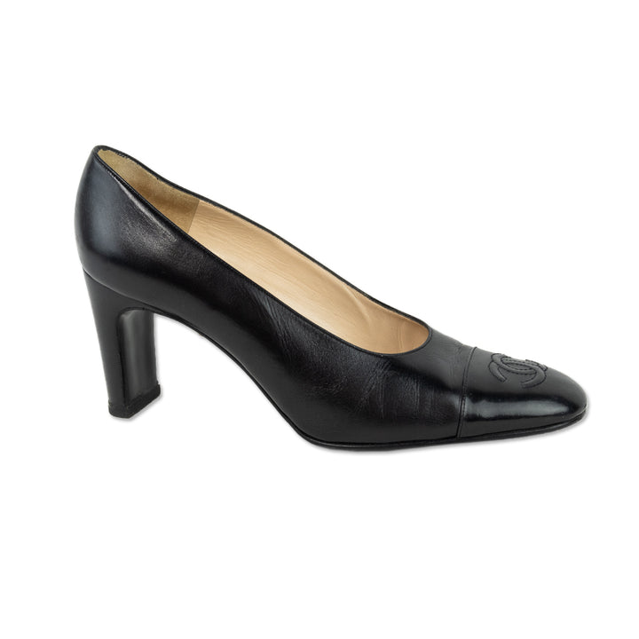 Chanel Interlocking CC Embossed Almond Toe Black Leather Pump