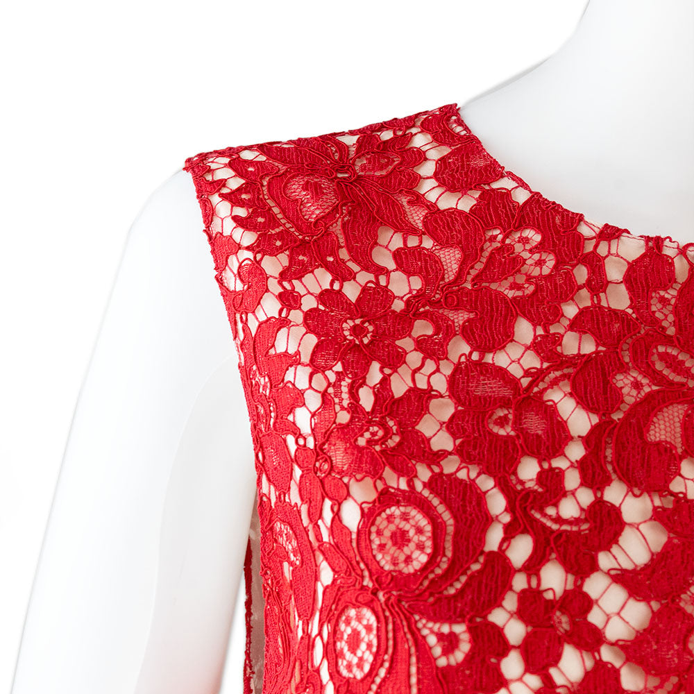 Dolce 
Gabbana Red Lace Sleeveless Top