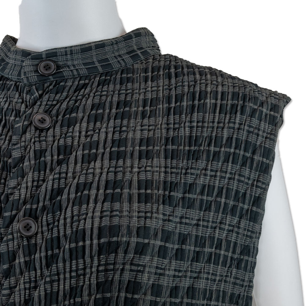 Issey Miyake Men Black Plaid Pleated Band Collar Vest