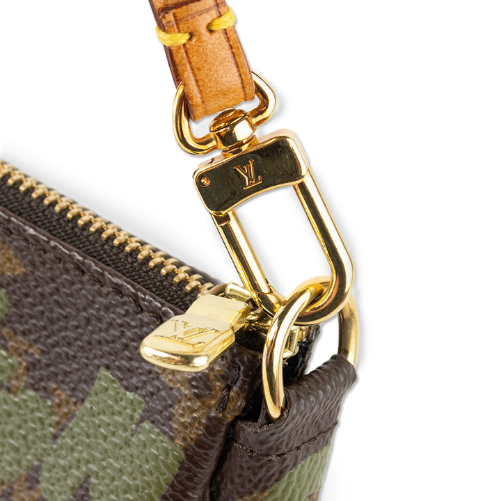 Louis Vuitton x Stephen Sprouse Monogram Pouchette