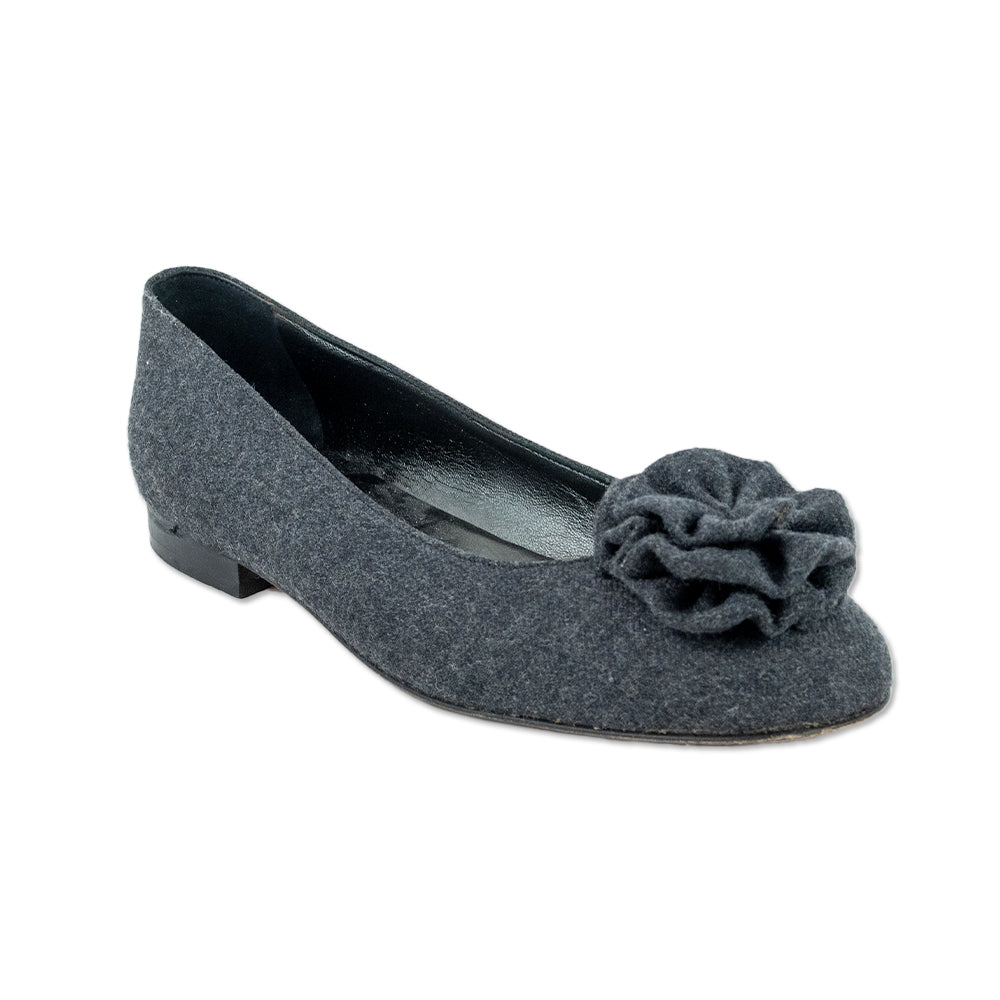 Manolo Blahnik Gray Wool Ruffle Flower Ballet Flats