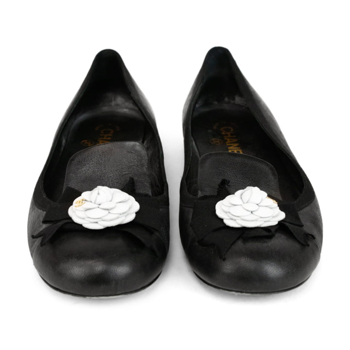 Chanel Black Leather Camellia Ballet Flats