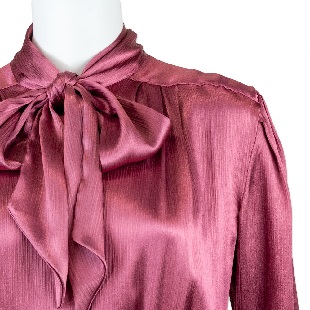 Oscar De La Renta Crinkled Satin Long Sleeve With Bow