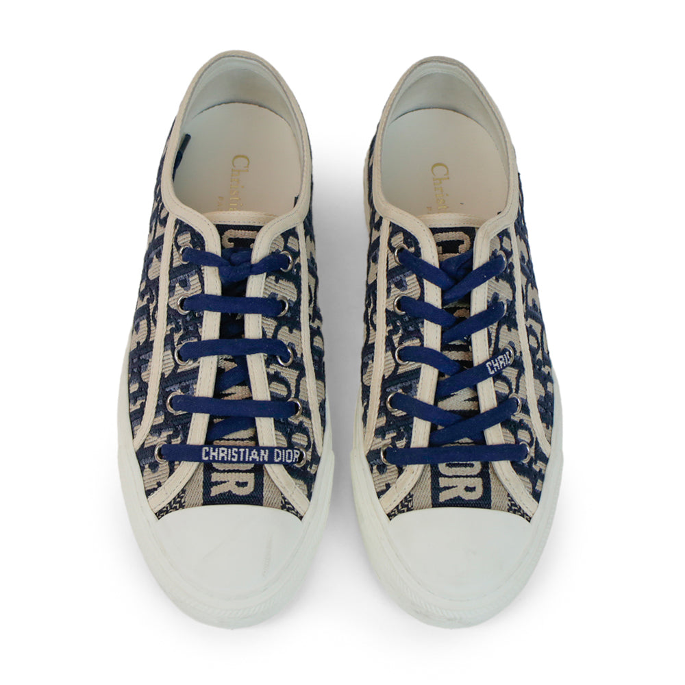 Christian Dior Walk
N
Dior Navy Oblique Embroidered Sneakers