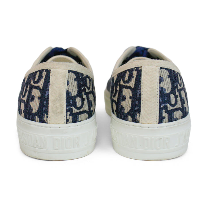 Christian Dior Walk
N
Dior Navy Oblique Embroidered Sneakers