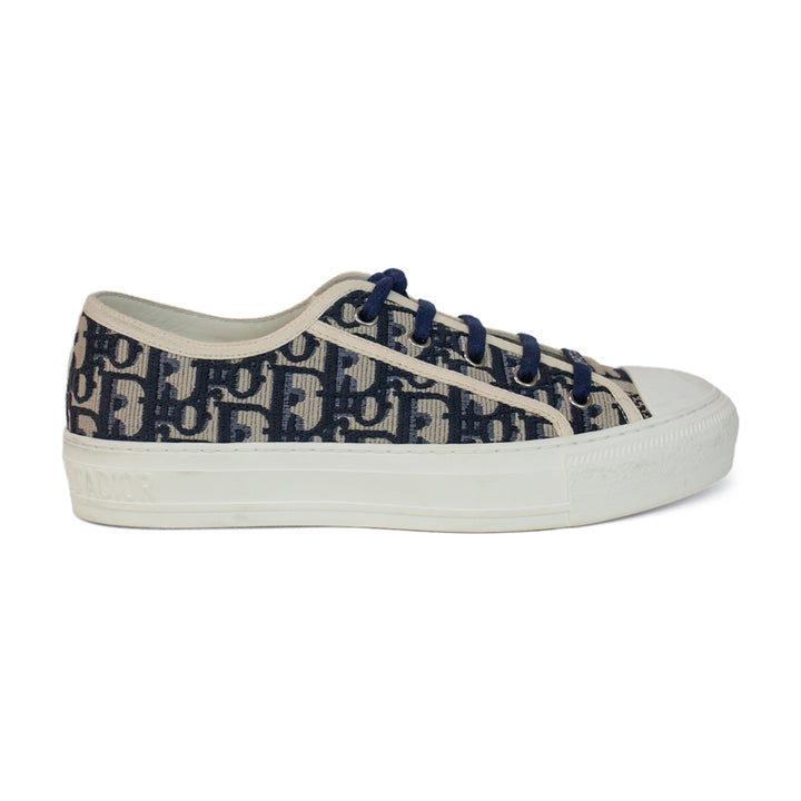 Christian Dior Walk
N
Dior Navy Oblique Embroidered Sneakers