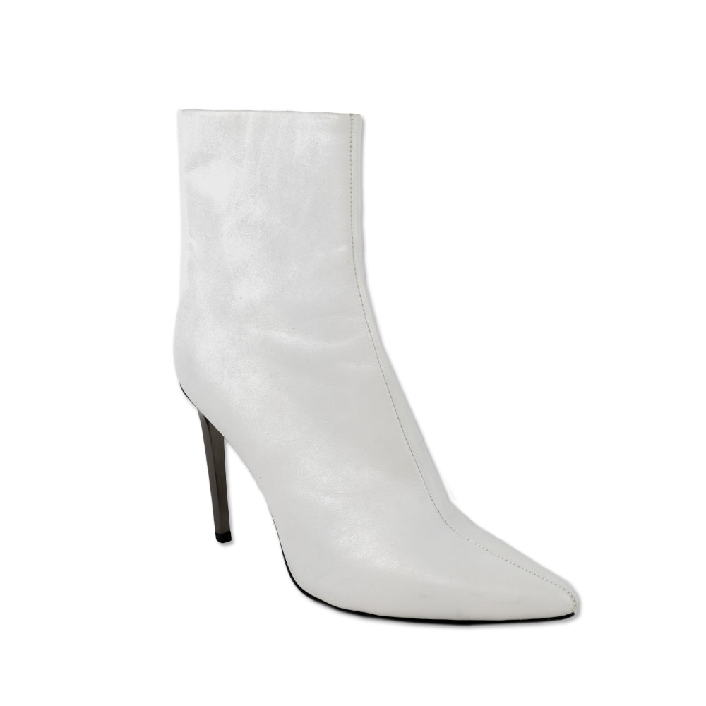 Rag 
Bone White Leather Pointed Toe Ankle Boots with Gunmetal Heel