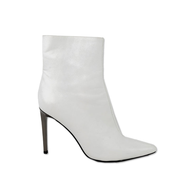 Rag 
Bone White Leather Pointed Toe Ankle Boots with Gunmetal Heel