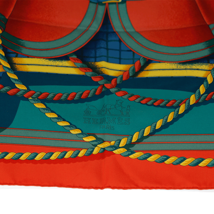 Hermès Grande Tenue Red 
Green Silk Scarf