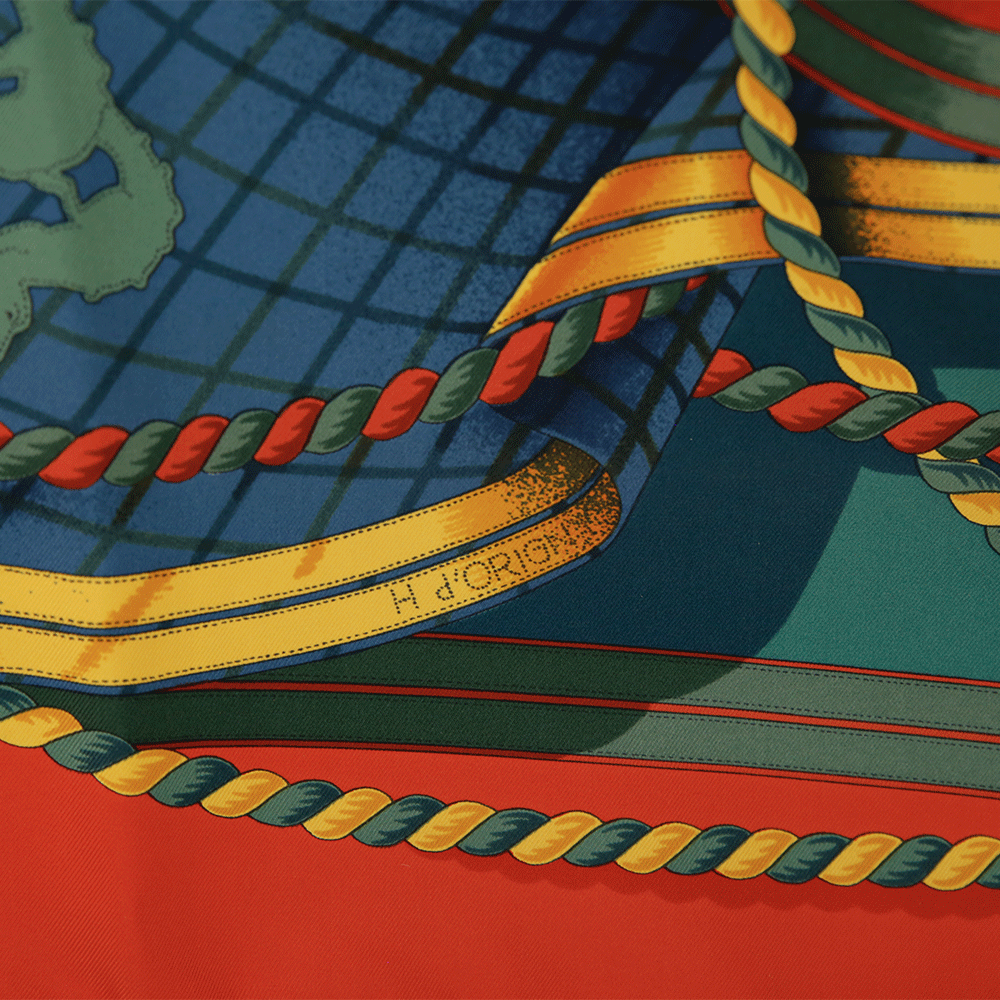 Hermès Grande Tenue Red 
Green Silk Scarf