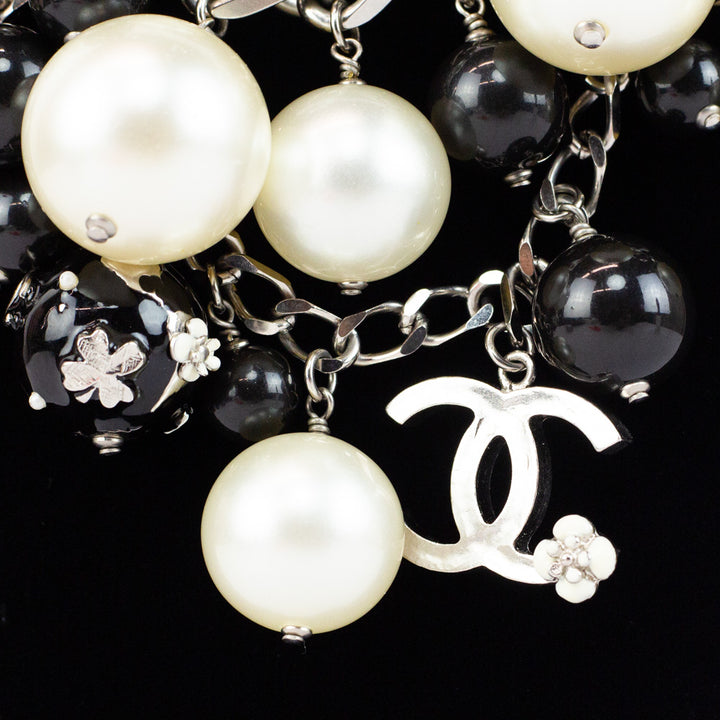 Chanel 2013 Globe 
Pearl Statement Necklace