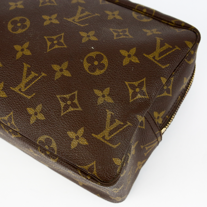 corner view of Louis Vuitton Monogram Canvas Vintage Trousse Toilette 28