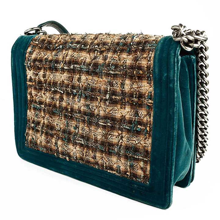 Back view of Chanel Emerald Green Velvet 
Tweed Large (2013-
14) Boy Bag