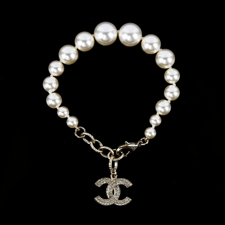 Chanel Graduated Pearl CC Bracelet