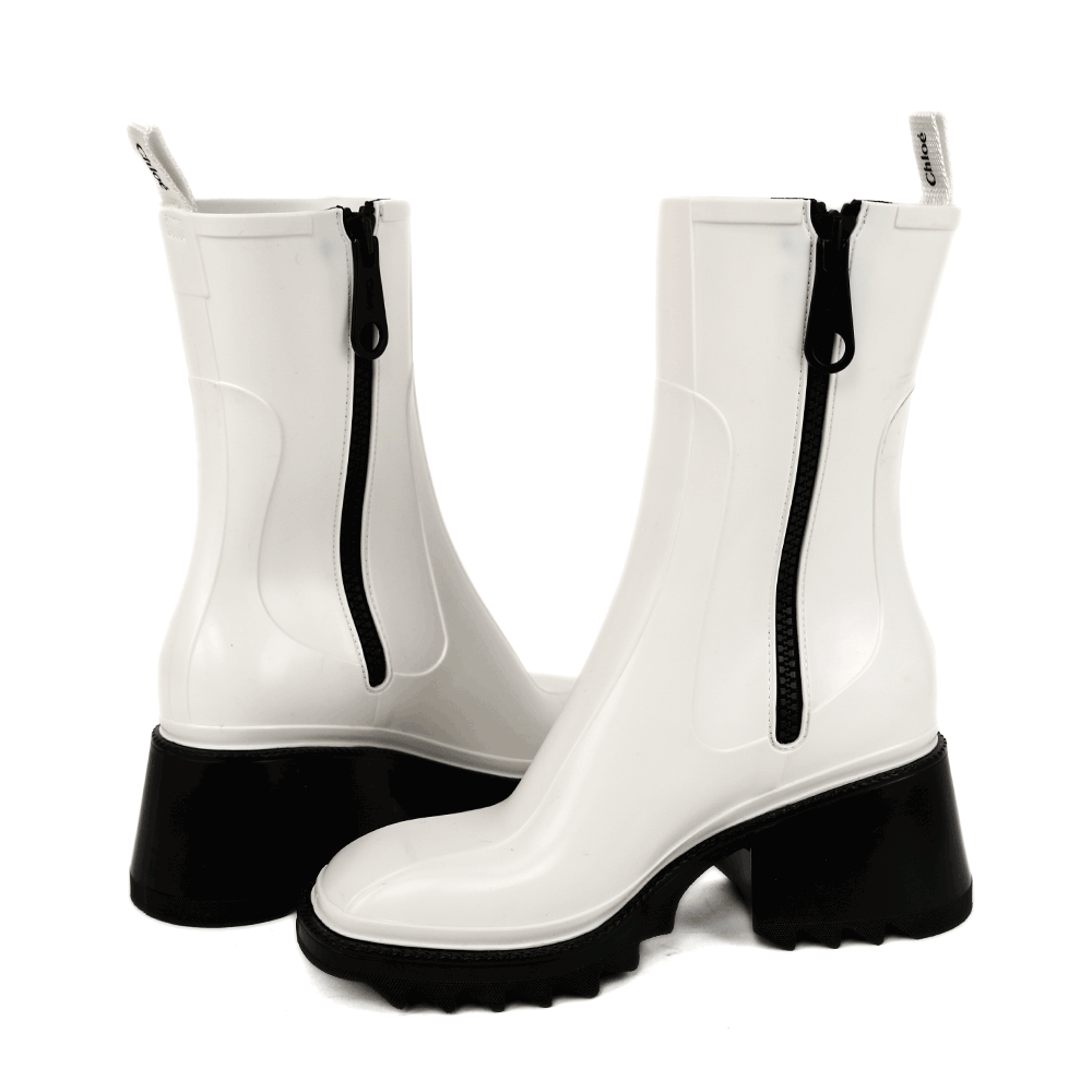 side view of Chloé White Rubber Betty Rain Boots