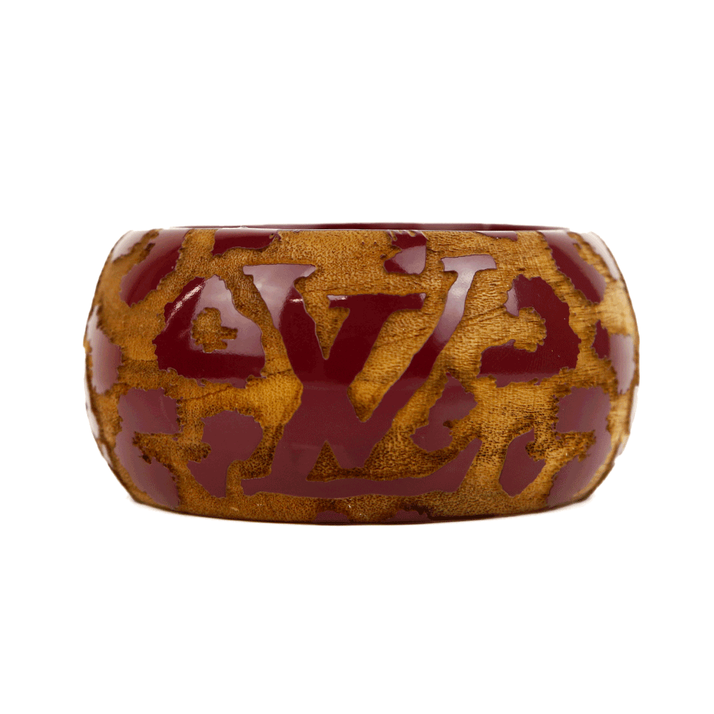 Louis Vuitton Leomonogram Wood 
Burgundy Lacquer Carved Bangle