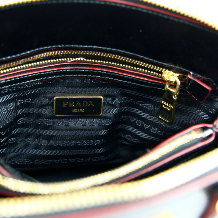 interior view of Prada Black Saffiano Vernice Small Promenade Bag